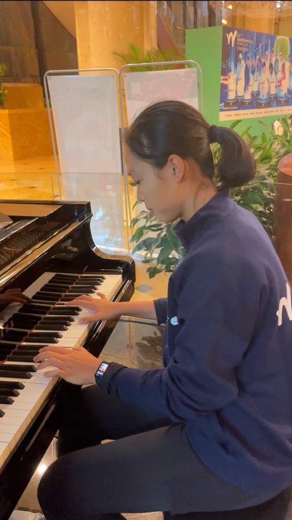 成就梦想, 未遇伴侣时, EsRIA 成就梦想, 未遇伴侣时, EsRIA