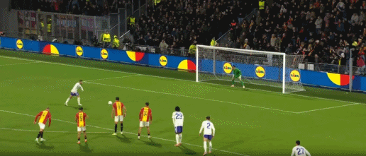 进入中场休 进入中场休