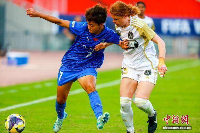 获得了代表, 奥克兰联女, 届女足冠军 获得了代表, 奥克兰联女, 届女足冠军